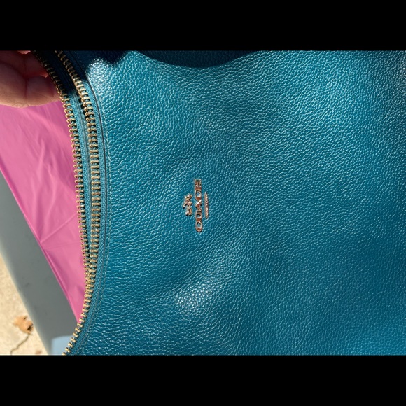 Coach crossbody with adjustable strap - Picture 12 of 15